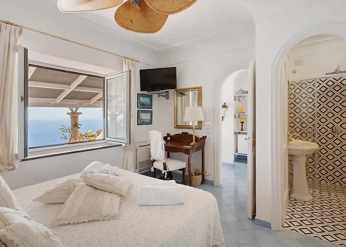 Bella Vista Villa Capri